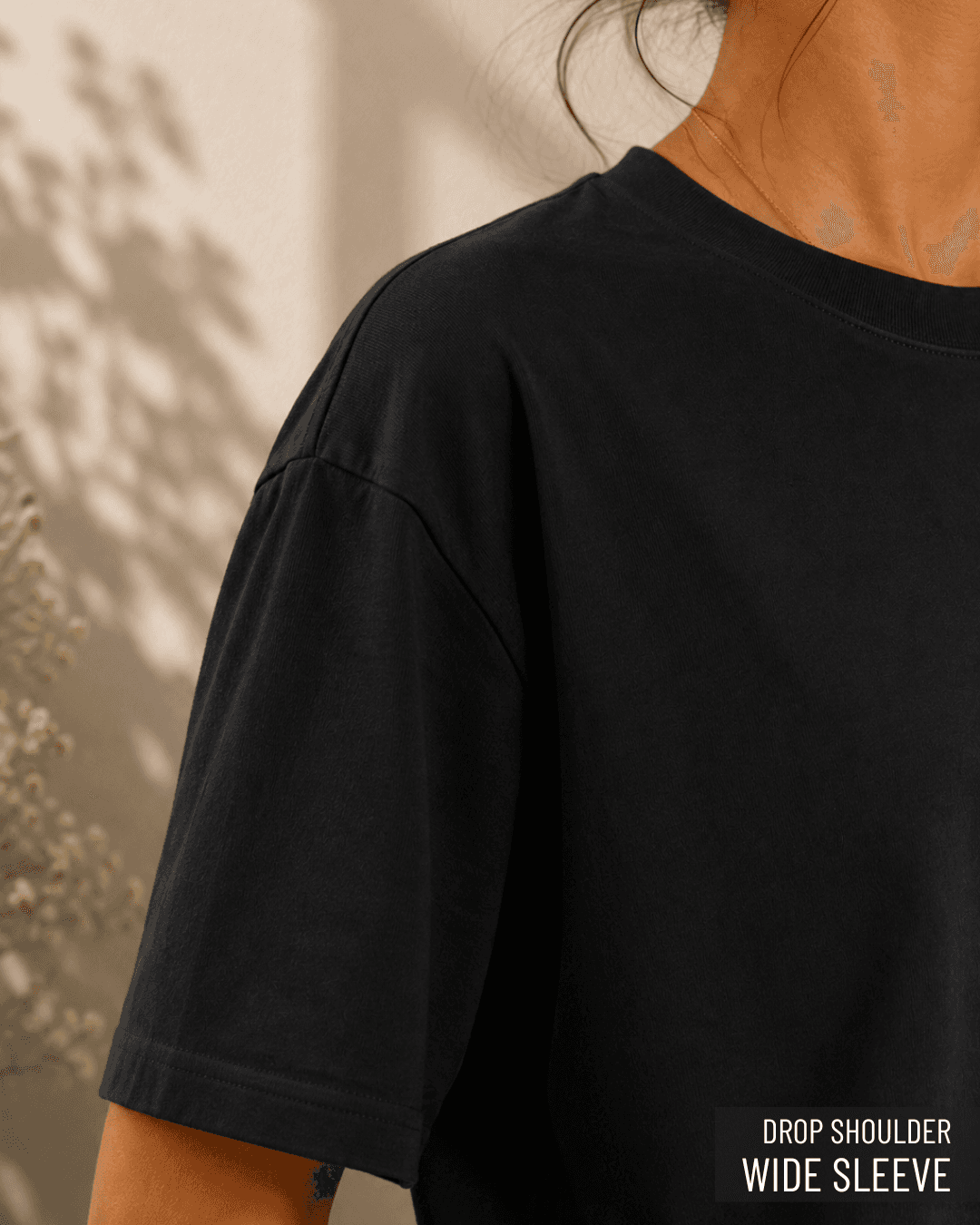 ROMANCE BLACK FLORAL OVERSIZED TEE - View 4
