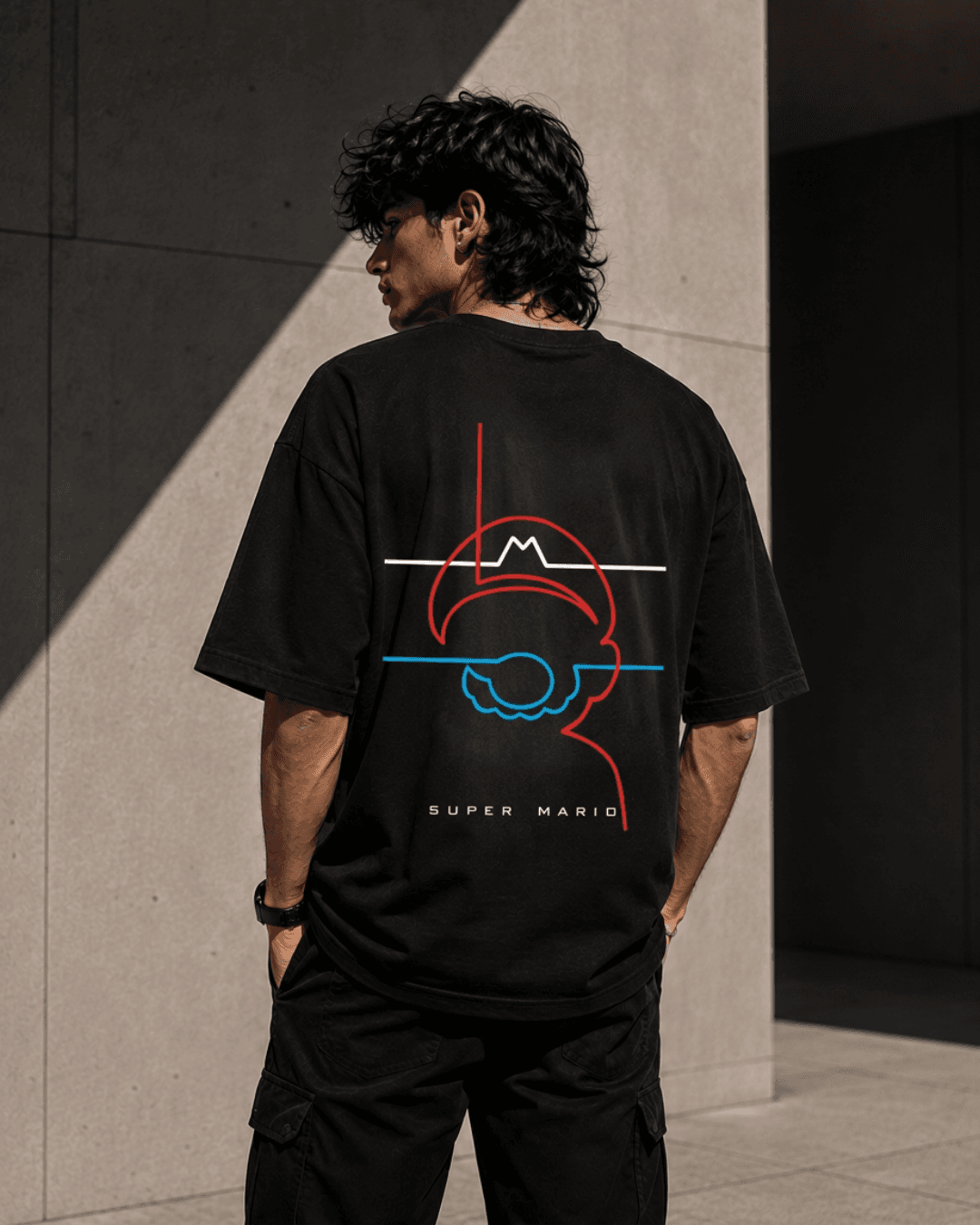 MARIO NEON OUTLINE GAMER OVERSIZED TEE - View 5